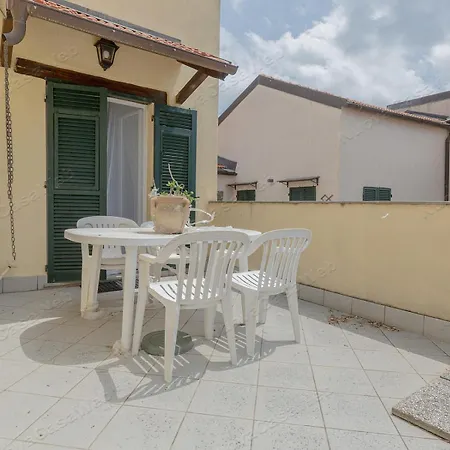 La Casa Tra Gli Ulivi Semesterbostad Ranzo-Borgo